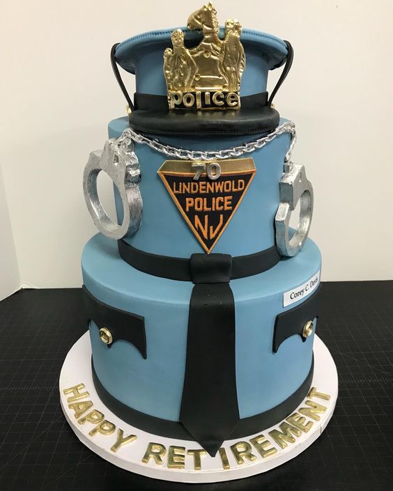 Simple Police Retriment Cake 