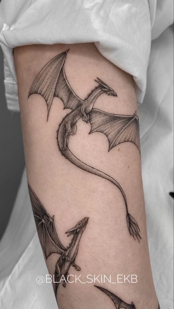 Dragon in Arm